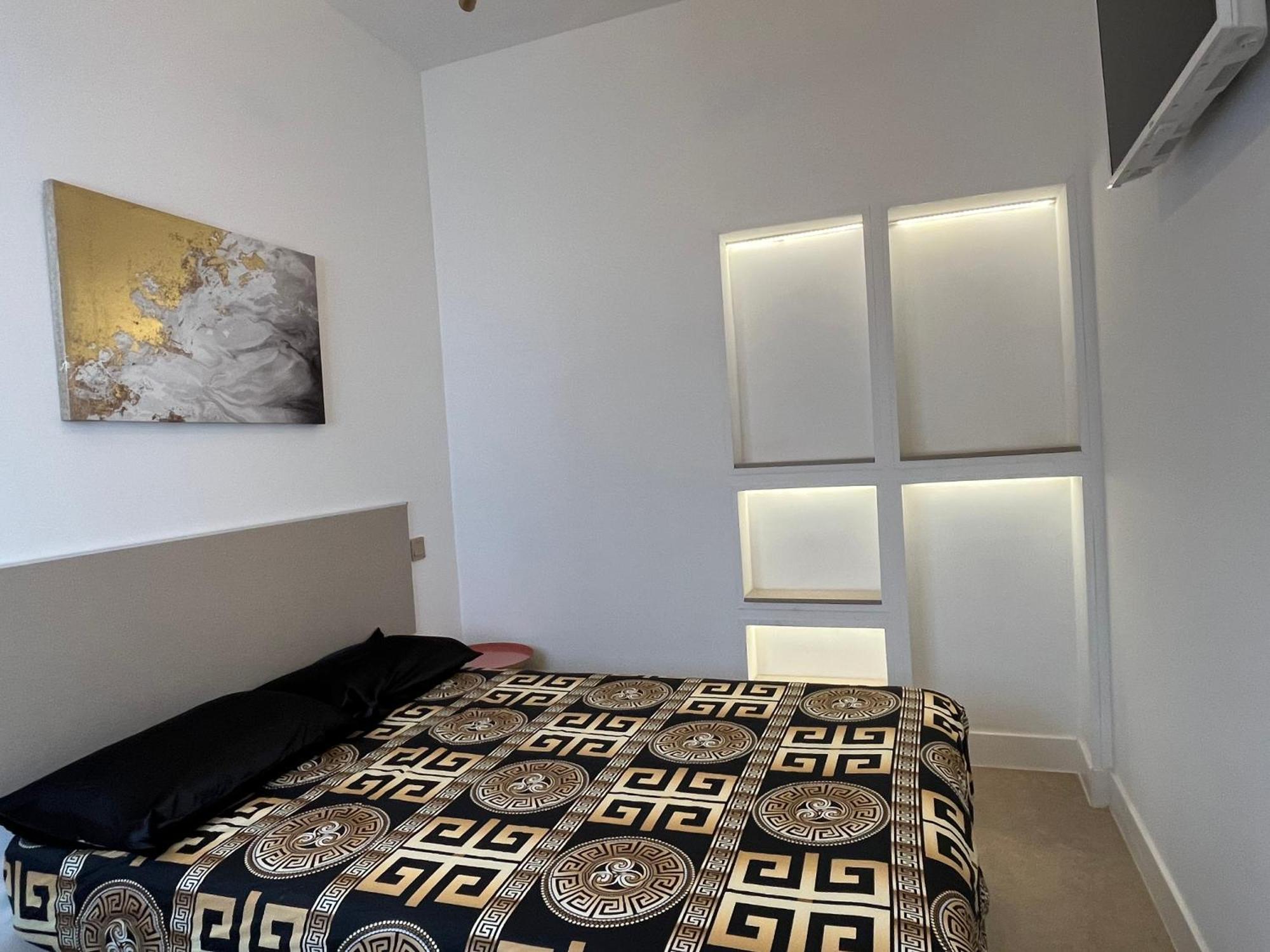 Loft4 Luxury Vacation Deluxe Plaza Mayor มาดริด ภายนอก รูปภาพ